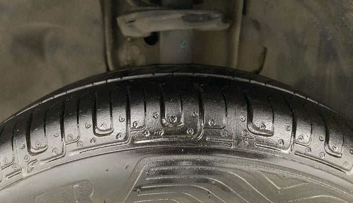 2016 Tata Tiago XM PETROL, Petrol, Manual, 66,520 km, Left Front Tyre Tread