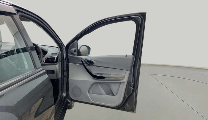 2020 Tata TIGOR XZ PETROL, Petrol, Manual, 67,874 km, RHS Front Door