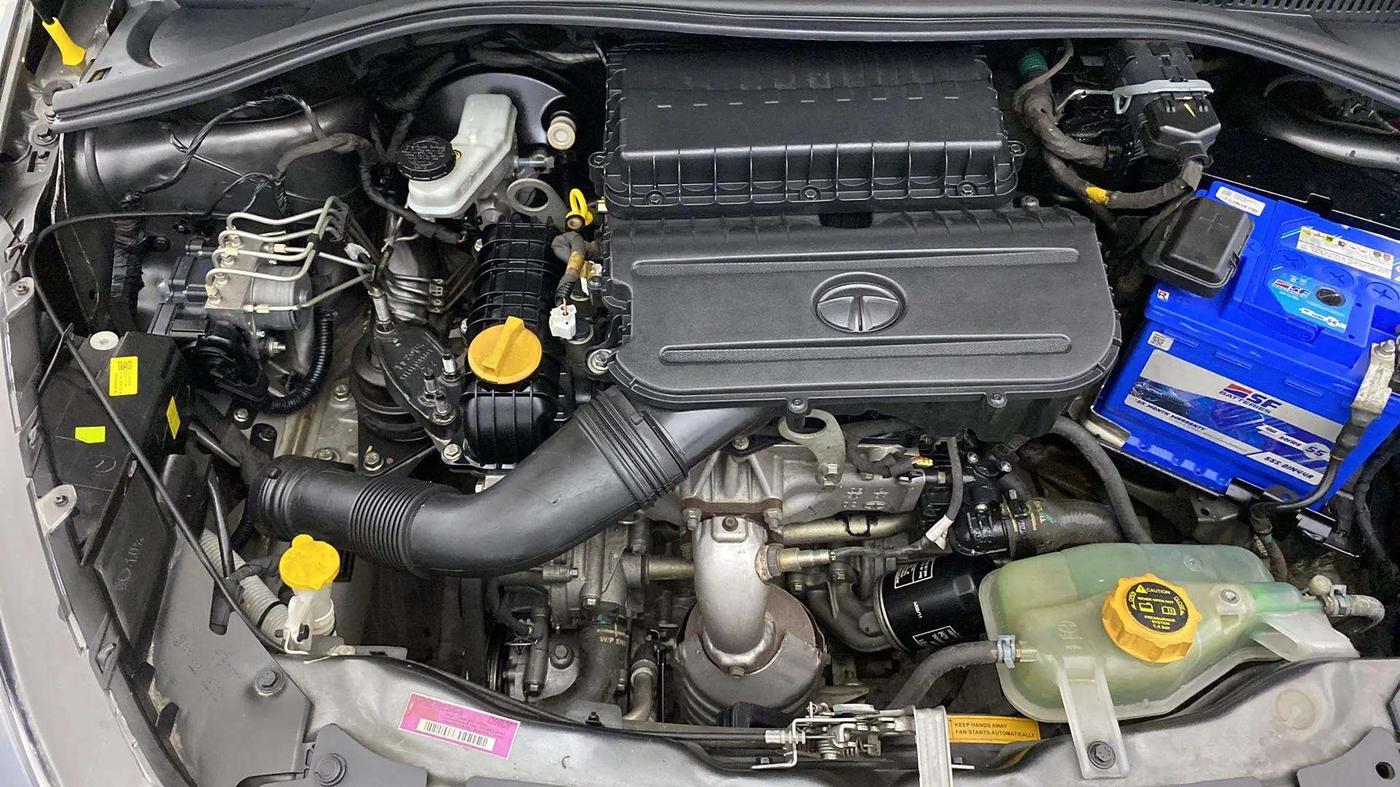 2020 Tata TIGOR XZ PETROL, Petrol, Manual, 67,874 km, Engine View - Right