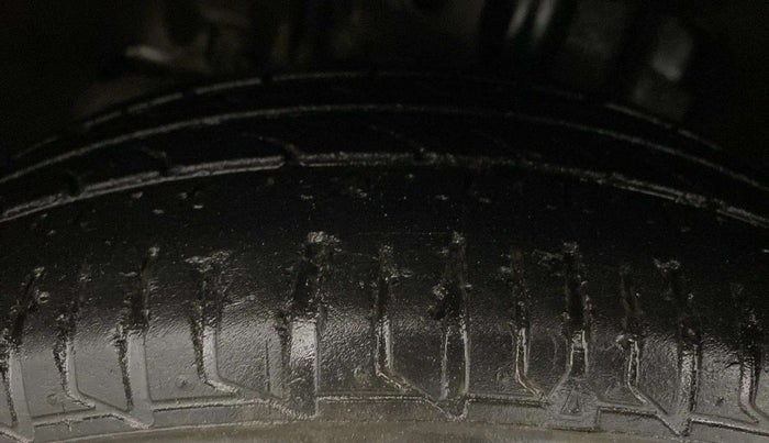 2020 Tata TIGOR XZ PETROL, Petrol, Manual, 67,874 km, Left Front Tyre Tread
