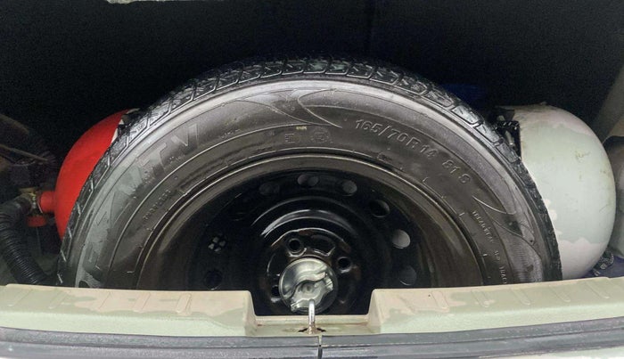 2017 Maruti Celerio VXI CNG, CNG, Manual, 71,537 km, Spare Tyre