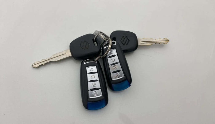 2017 Maruti Celerio VXI CNG, CNG, Manual, 71,537 km, Key Close Up