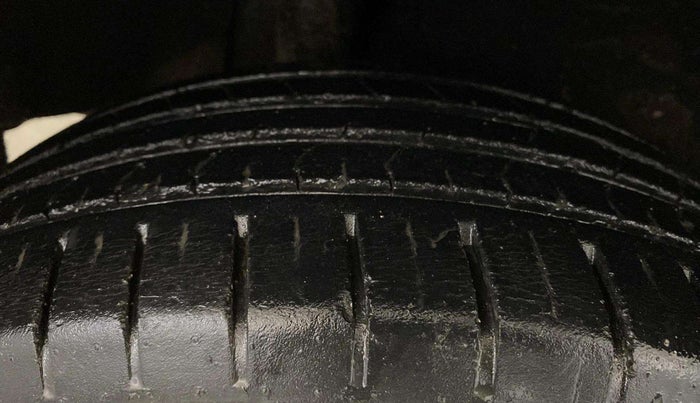 2019 Maruti Baleno ZETA PETROL 1.2, Petrol, Manual, 25,514 km, Right Rear Tyre Tread