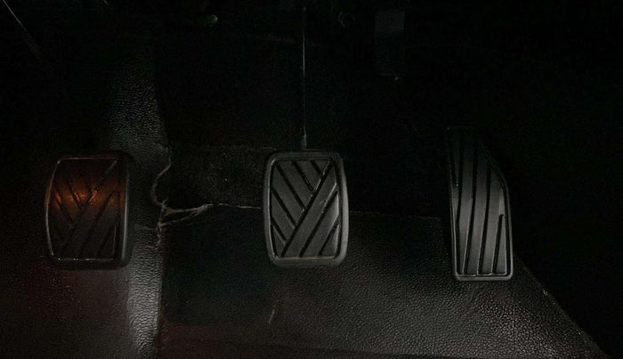 2019 Maruti Baleno ZETA PETROL 1.2, Petrol, Manual, 25,514 km, Pedals