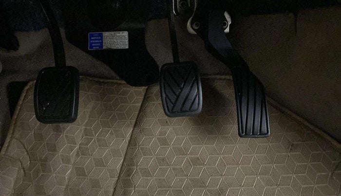 2018 Maruti Ciaz DELTA 1.5 SHVS MT PETROL, Petrol, Manual, 55,593 km, Pedals