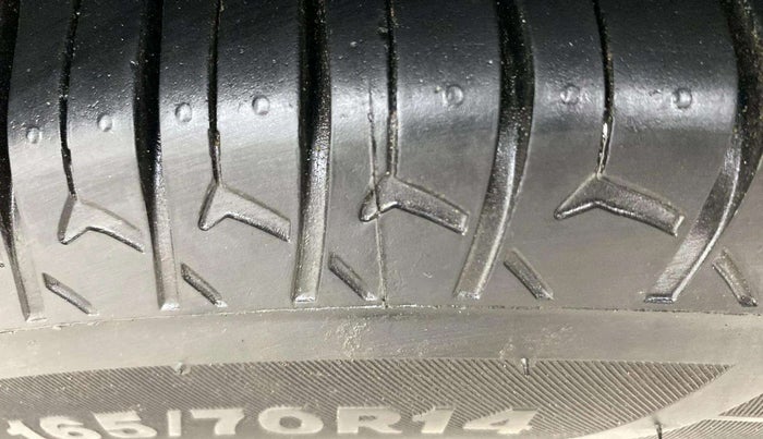 2016 Maruti Celerio VXI, Petrol, Manual, 48,233 km, Left Front Tyre Tread