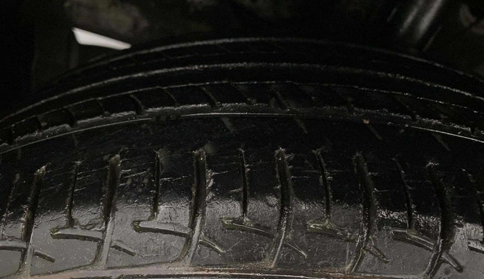 2017 Maruti Baleno SIGMA PETROL 1.2, Petrol, Manual, 31,917 km, Left Front Tyre Tread