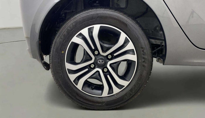2024 Tata Tiago XT RHYTHM PETROL, Petrol, Manual, 1,901 km, Right Rear Wheel