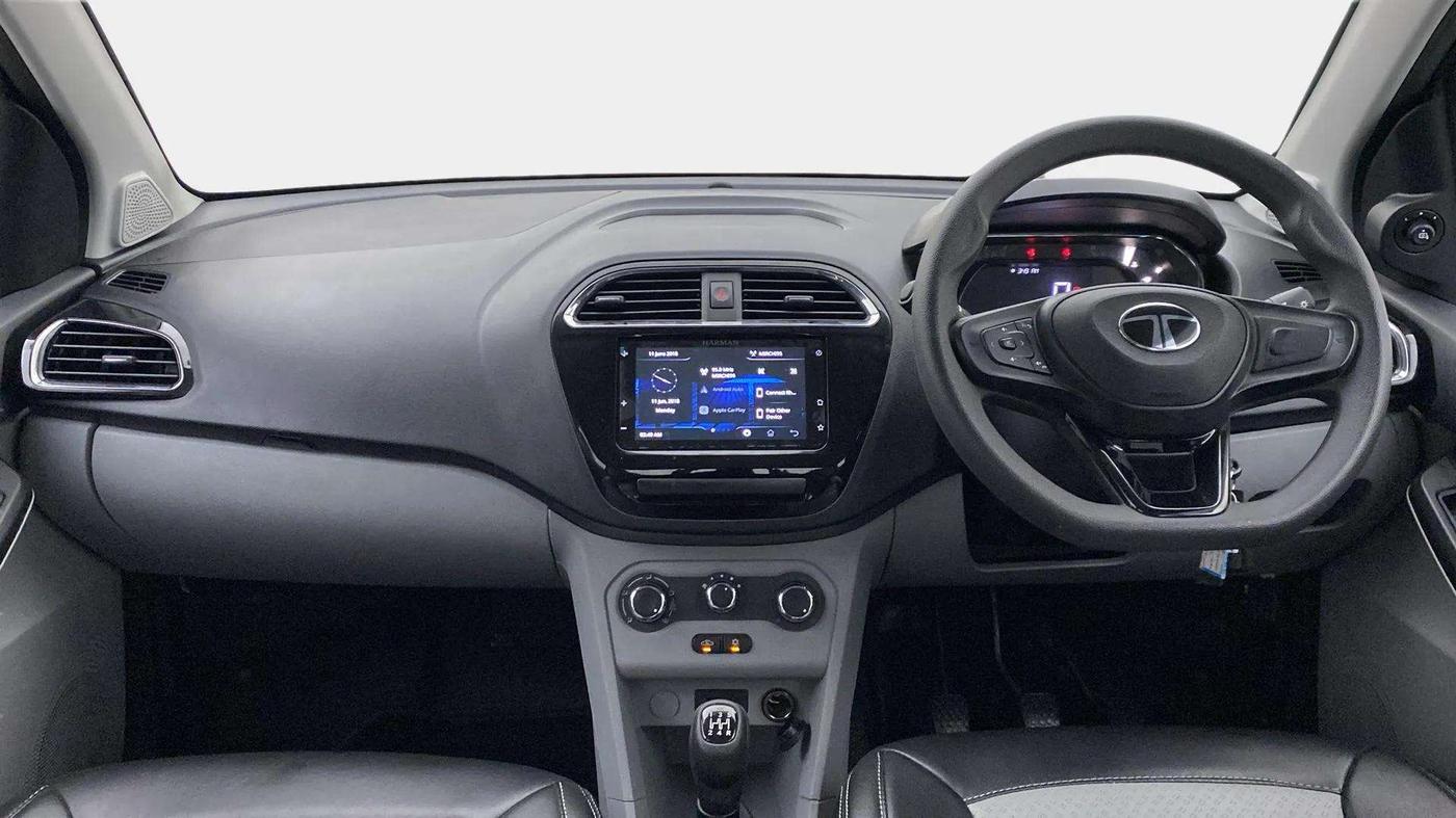 2024 Tata Tiago XT RHYTHM PETROL, Petrol, Manual, 2,071 km, Dashboard