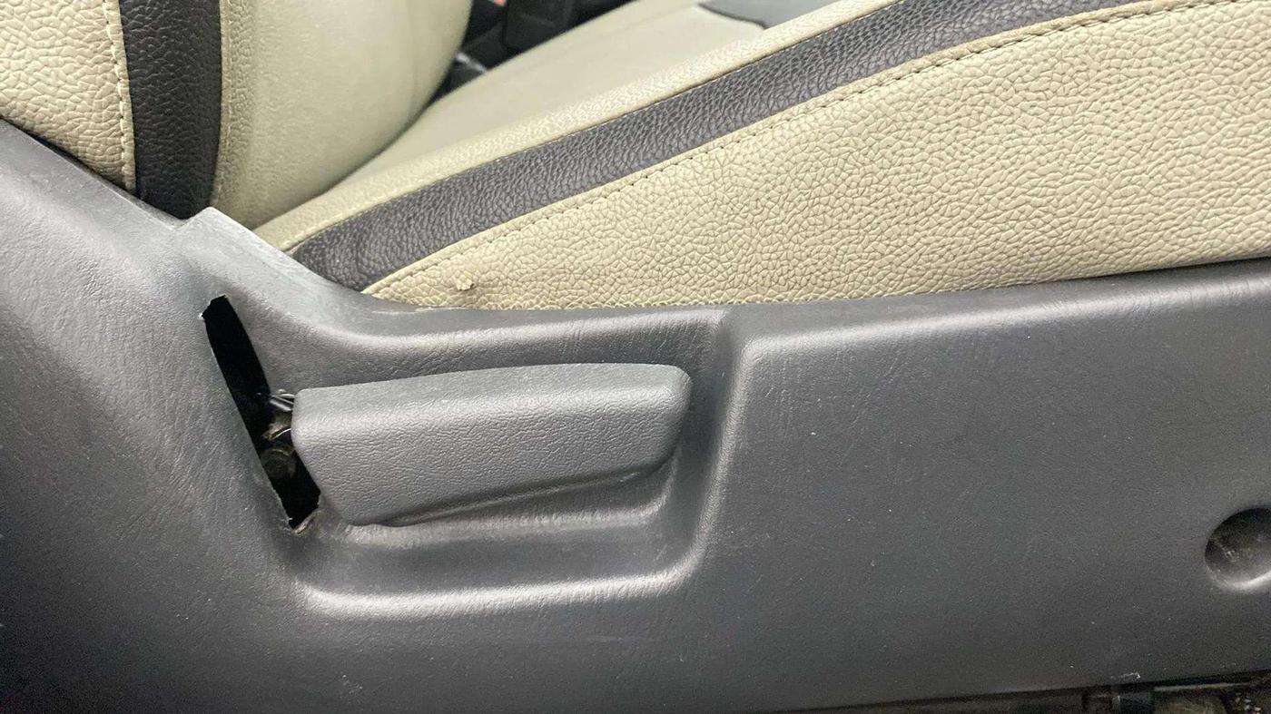 2019 Maruti Alto K10 VXI AMT, Petrol, Automatic, 46,764 km, Driver Side Adjustment Panel