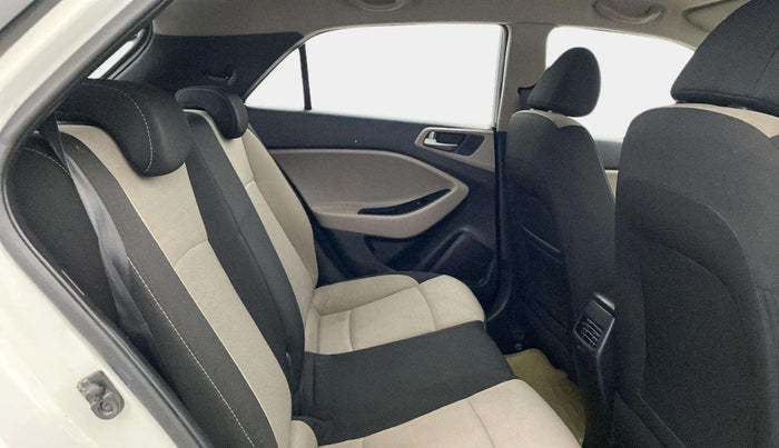 2015 Hyundai Elite i20 ASTA 1.2, Petrol, Manual, 52,578 km, Right Side Rear Door Cabin
