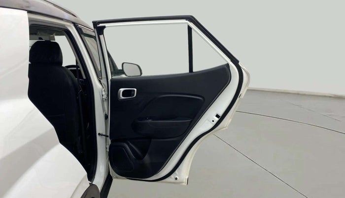 2022 Hyundai VENUE SX 1.0 TURBO IMT, Petrol, Manual, 31,882 km, RHS Rear Door