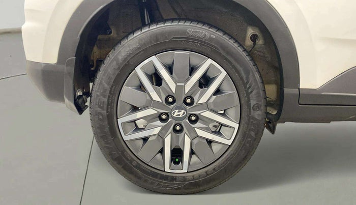 2022 Hyundai VENUE SX 1.0 TURBO IMT, Petrol, Manual, 31,882 km, Right Rear Wheel