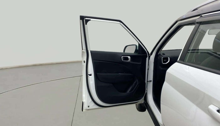 2022 Hyundai VENUE SX 1.0 TURBO IMT, Petrol, Manual, 31,882 km, LHS Front Door