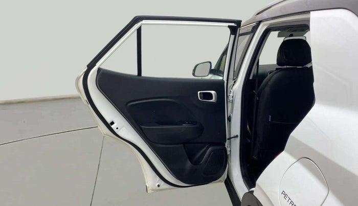 2022 Hyundai VENUE SX 1.0 TURBO IMT, Petrol, Manual, 31,882 km, LHS Rear Door