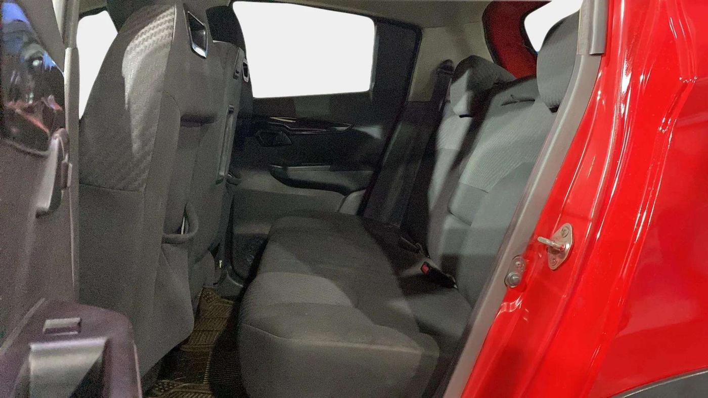 2019 Mahindra KUV 100 NXT K8 P 6 STR, Petrol, Manual, 83,258 km, Right Side Rear Door Cabin