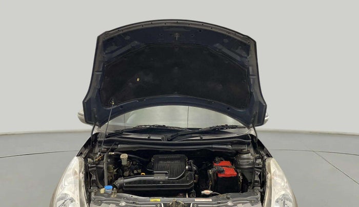 2013 Maruti Swift VXI, Petrol, Manual, 53,972 km, Open Bonet