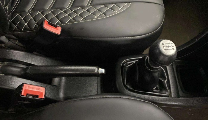 2013 Maruti Swift VXI, Petrol, Manual, 53,972 km, Gear Lever