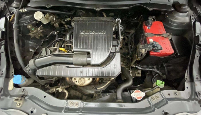 2013 Maruti Swift VXI, Petrol, Manual, 53,972 km, Engine View