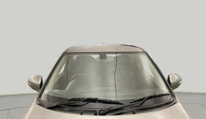 2013 Maruti Swift VXI, Petrol, Manual, 53,972 km, Front Windshield