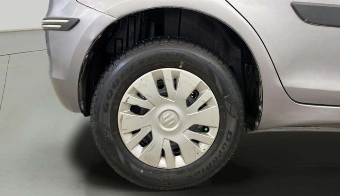 2013 Maruti Swift VXI, Petrol, Manual, 53,972 km, Right Rear Wheel
