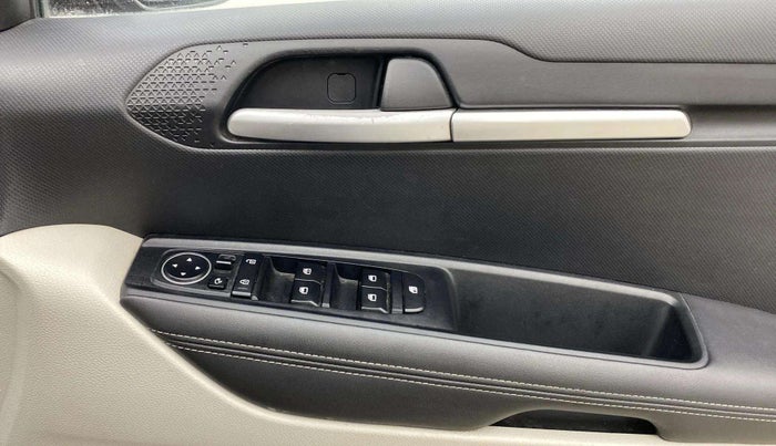 2021 KIA SONET HTX PLUS 1.0 IMT, Petrol, Manual, 48,239 km, Driver Side Door Panels Control