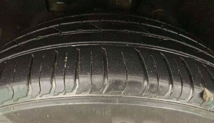 2022 Hyundai VENUE SX 1.0 TURBO IMT, Petrol, Manual, 31,018 km, Left Front Tyre Tread