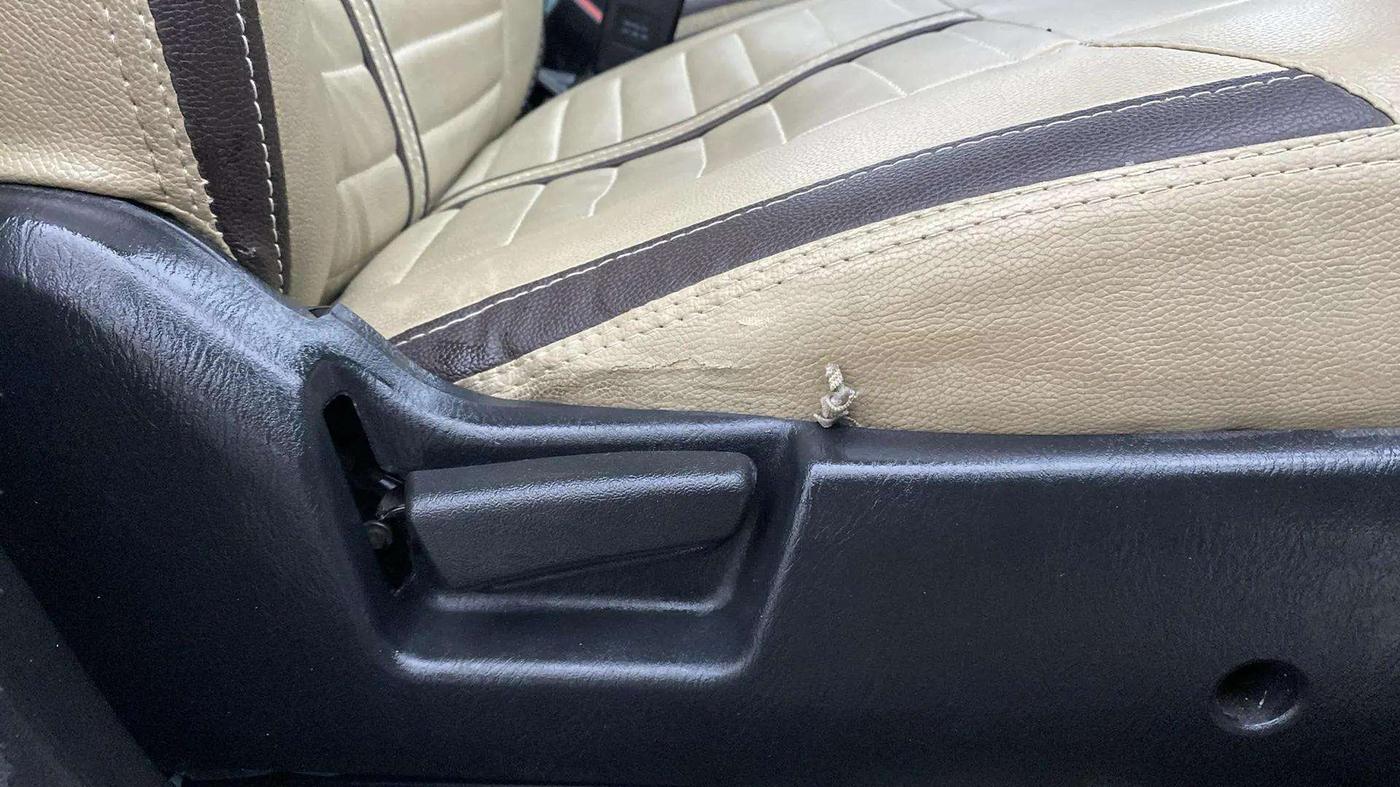 2020 Maruti Alto LXI CNG, CNG, Manual, 55,254 km, Driver Side Adjustment Panel