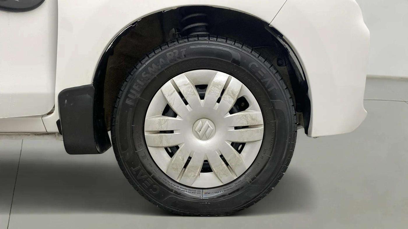 2020 Maruti Alto LXI CNG, CNG, Manual, 55,254 km, Right Front Wheel