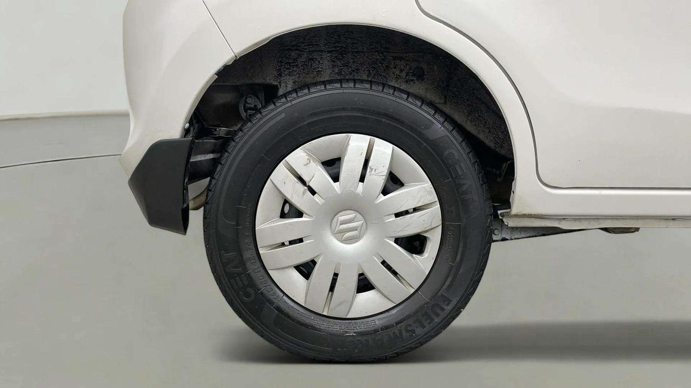 2020 Maruti Alto LXI CNG, CNG, Manual, 55,254 km, Right Rear Wheel