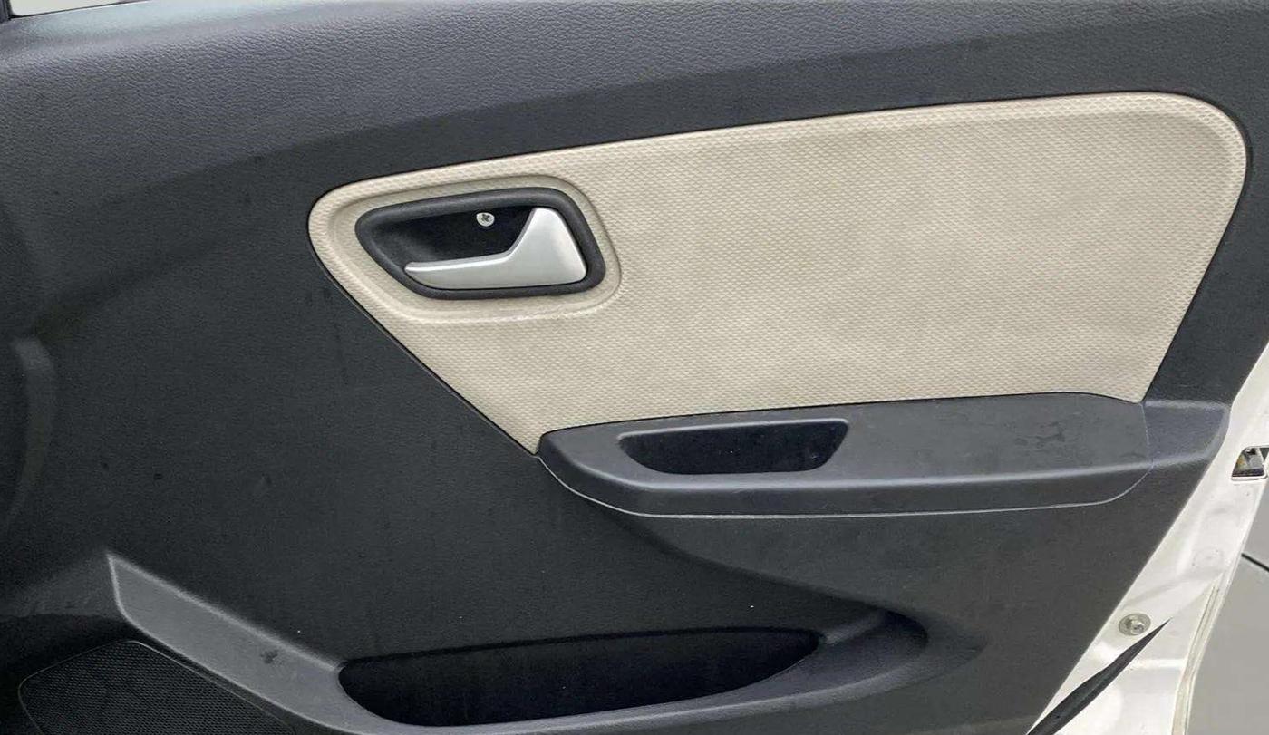 2020 Maruti Alto LXI CNG, CNG, Manual, 55,254 km, Driver Side Door Panels Control