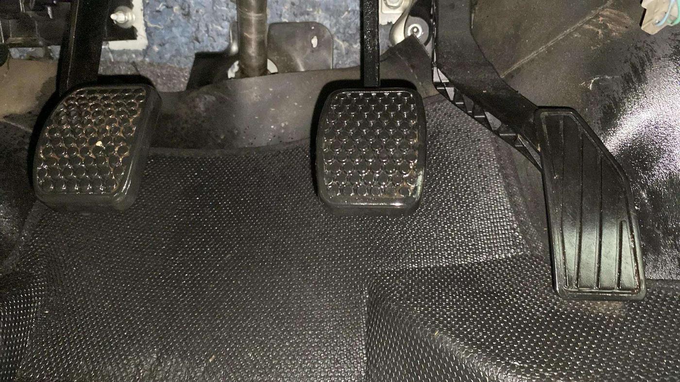 2020 Maruti Alto LXI CNG, CNG, Manual, 55,254 km, Pedals