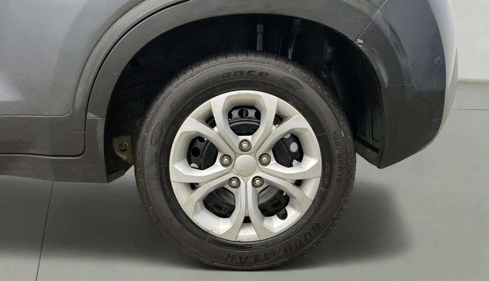 2022 KIA SONET HTE 1.2, Petrol, Manual, 17,398 km, Left Rear Wheel