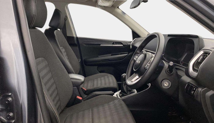 2022 KIA SONET HTE 1.2, Petrol, Manual, 17,398 km, Right Side Front Door Cabin