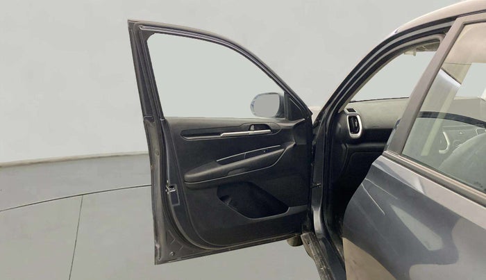2022 KIA SONET HTE 1.2, Petrol, Manual, 17,398 km, LHS Front Door