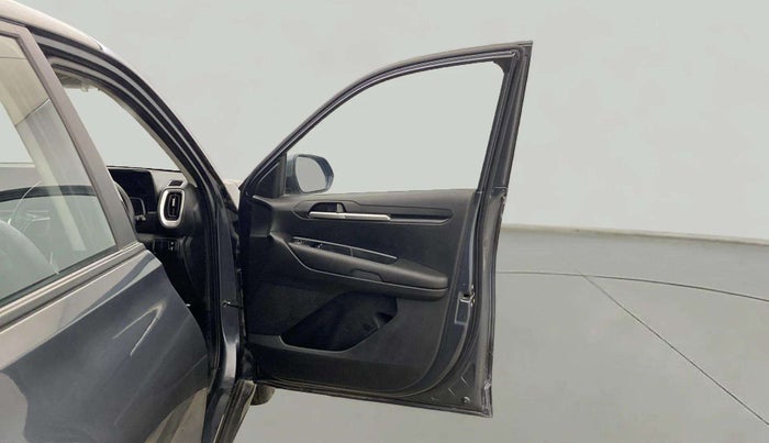 2022 KIA SONET HTE 1.2, Petrol, Manual, 17,398 km, RHS Front Door