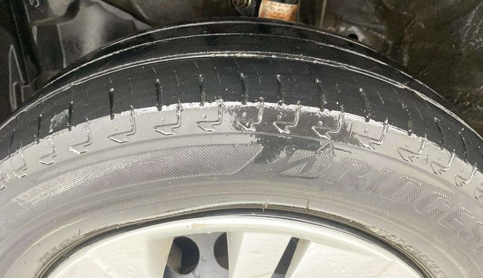 2020 Honda Amaze 1.2L I-VTEC S, Petrol, Manual, 63,666 km, Left Front Tyre Tread