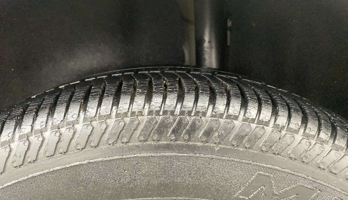 2014 Ford Ecosport TITANIUM 1.0L ECOBOOST, Petrol, Manual, 65,400 km, Left Rear Tyre Tread