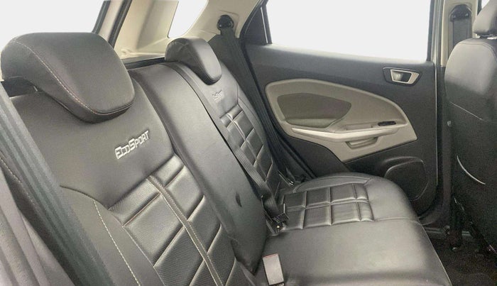 2014 Ford Ecosport TITANIUM 1.0L ECOBOOST, Petrol, Manual, 65,400 km, Right Side Rear Door Cabin