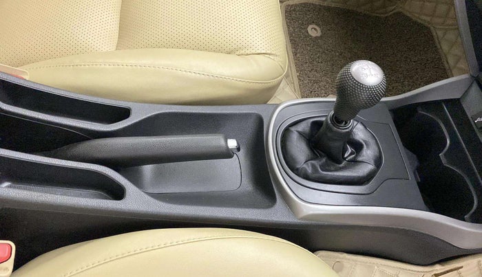 2019 Honda City 1.5L I-VTEC V MT, Petrol, Manual, 17,394 km, Gear Lever