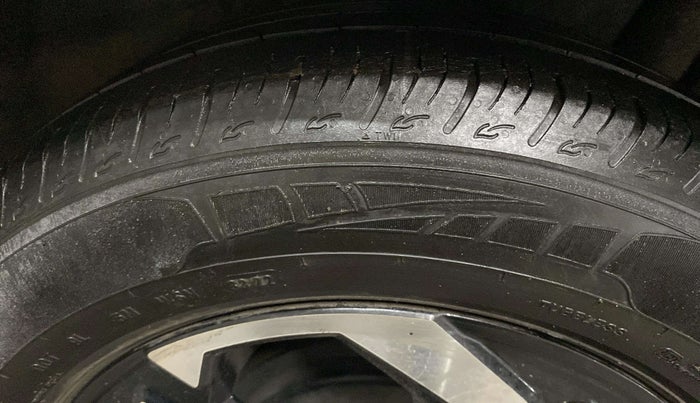 2022 Maruti BREZZA ZXI + SMART HYBRID, Petrol, Manual, 36,708 km, Left Rear Tyre Tread