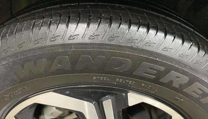 2022 Maruti BREZZA ZXI + SMART HYBRID, Petrol, Manual, 36,708 km, Left Front Tyre Tread
