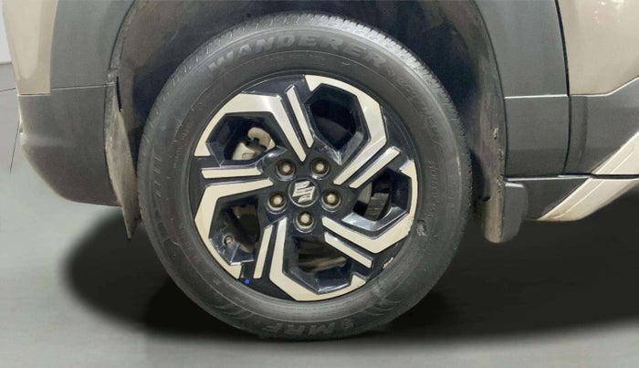 2022 Maruti BREZZA ZXI + SMART HYBRID, Petrol, Manual, 36,708 km, Left Front Wheel