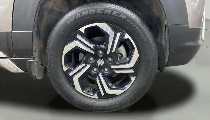 2022 Maruti BREZZA ZXI + SMART HYBRID, Petrol, Manual, 36,708 km, Right Front Wheel