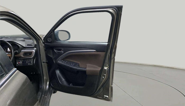 2022 Maruti BREZZA ZXI + SMART HYBRID, Petrol, Manual, 36,708 km, RHS Front Door