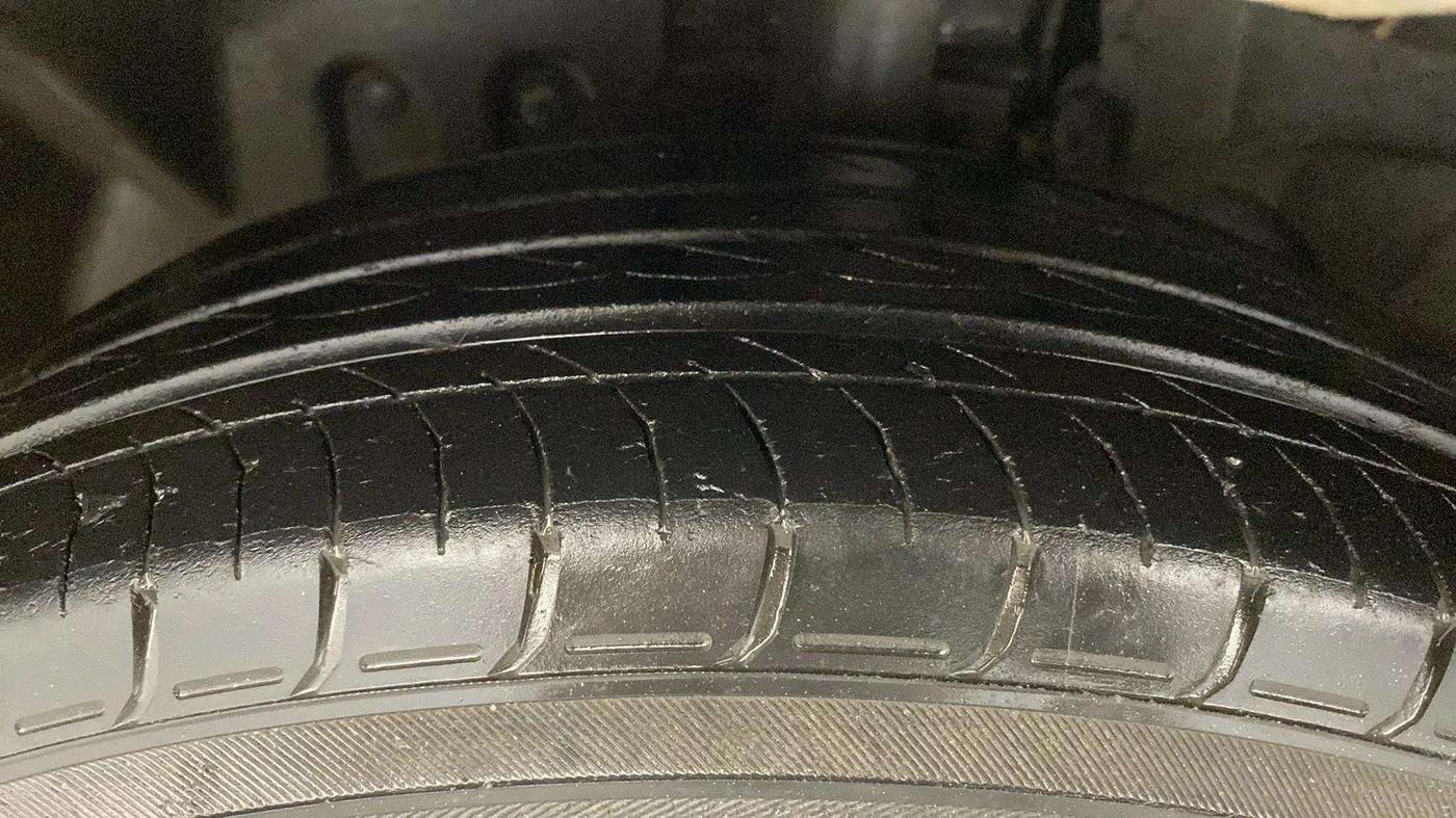 2017 Ford Ecosport TITANIUM 1.5L PETROL, Petrol, Manual, 71,650 km, Left Front Tyre Tread