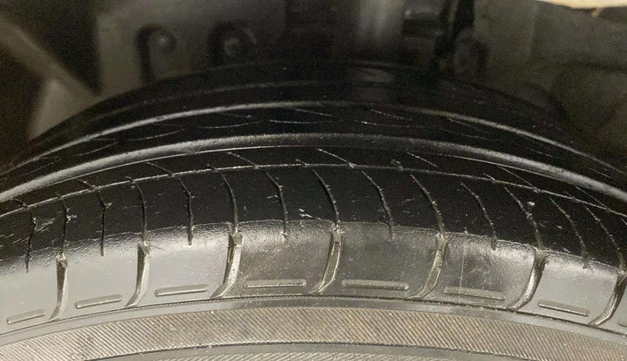 2017 Ford Ecosport TITANIUM 1.5L PETROL, Petrol, Manual, 71,650 km, Left Front Tyre Tread