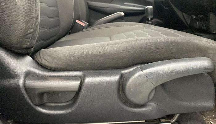 2020 Honda WR-V 1.2L I-VTEC SV MT, Petrol, Manual, 39,712 km, Driver Side Adjustment Panel