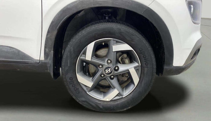 2021 Hyundai VENUE SX 1.0 (O) TURBO IMT, Petrol, Manual, 26,652 km, Right Front Wheel