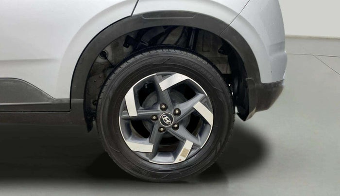 2020 Hyundai VENUE SX 1.0 TURBO, Petrol, Manual, 68,869 km, Left Rear Wheel
